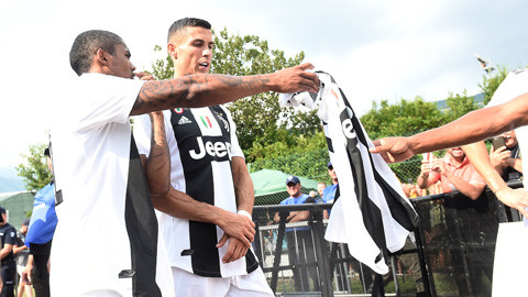 Ronaldo - liều thuốc hồi sinh bóng đá Italia