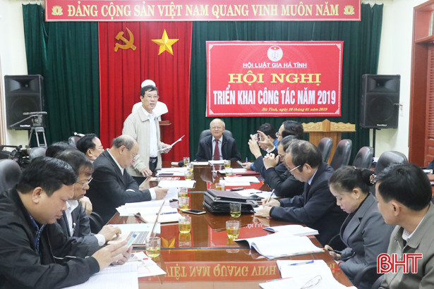 Hội luật gia Hà Tĩnh tăng cường tư vấn pháp luật, trợ giúp pháp lý