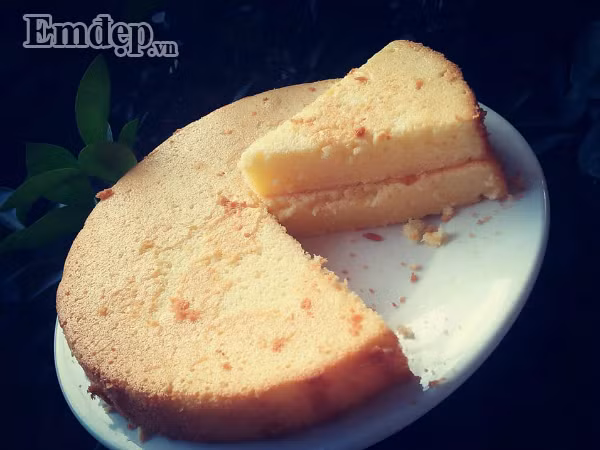 Làm bánh bông lan nở xốp, mềm thơm y như ngoài hàng