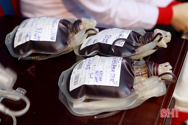 150 CBCS Công an Hà Tĩnh hiến máu tình nguyện
