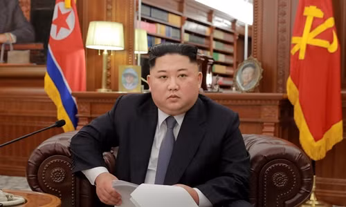 Thế giới ngày qua: Nhà lãnh đạo Kim Jong Un đến thăm Trung Quốc