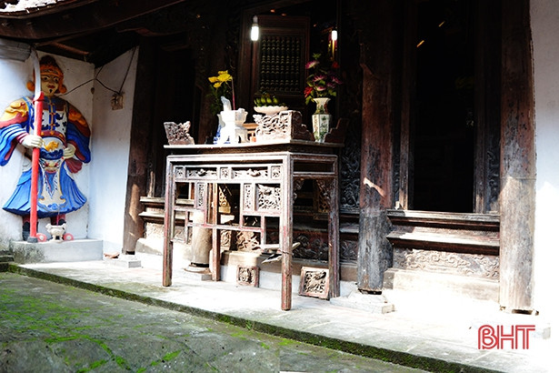 Di tích Quốc gia đền Bạch Vân xuống cấp đáng báo động