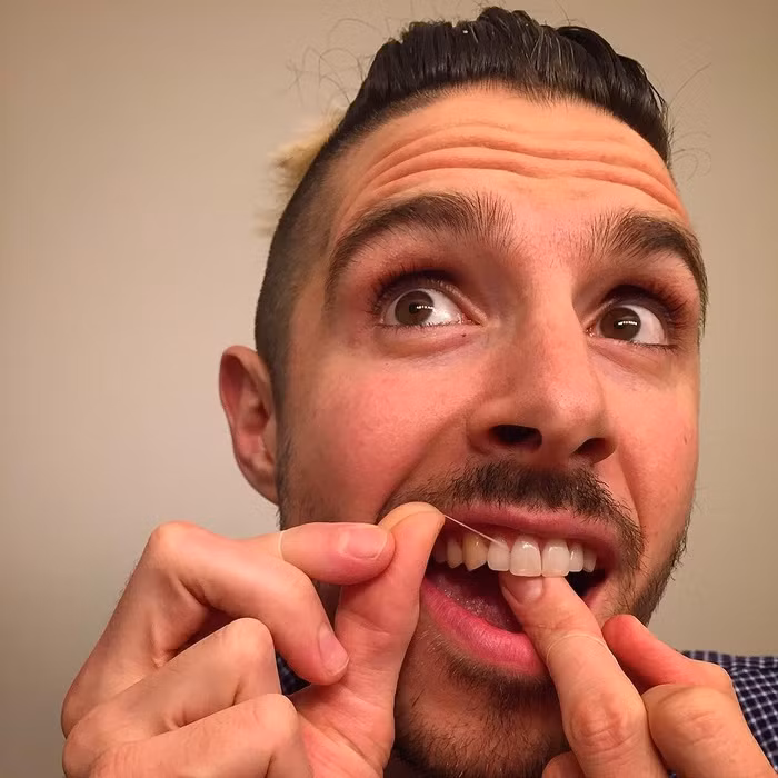 Nghe nha sĩ tiết lộ các cách đơn giản ai cũng có thể làm để ngăn ngừa sâu răng