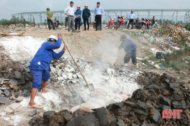 Hà Tĩnh đề nghị Thủ tướng hỗ trợ 50 ngàn liều vắc-xin chống dịch LMLM