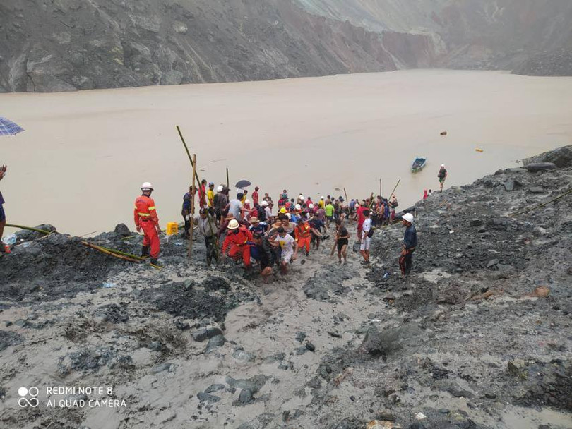 Hiện trường vụ sạt lở mỏ ngọc bích khiến hơn 100 người thiệt mạng ở Myanmar
