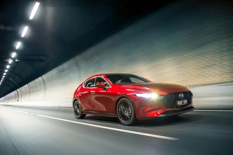 Mazda3 thế hệ mới ra mắt, dùng động cơ xăng không bugi