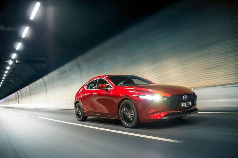 Mazda3 thế hệ mới ra mắt, dùng động cơ xăng không bugi