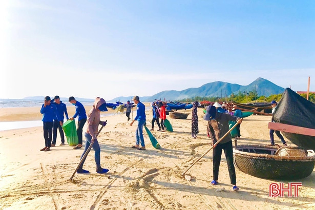 Tuổi trẻ Hà Tĩnh đồng loạt tham gia chiến dịch Thanh niên tình nguyện hè