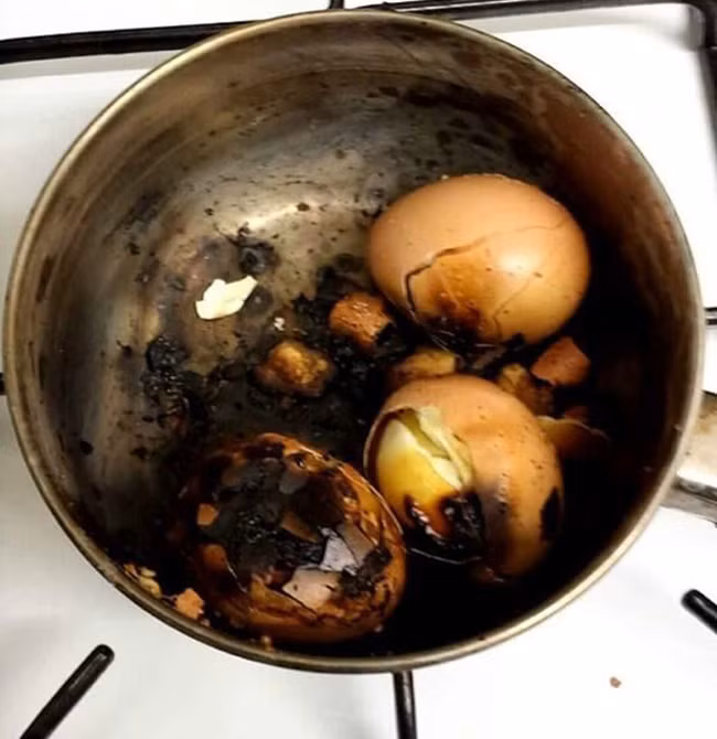 “Cười ra nước mắt” trước màn ra mắt nhà người yêu của các cô gái 