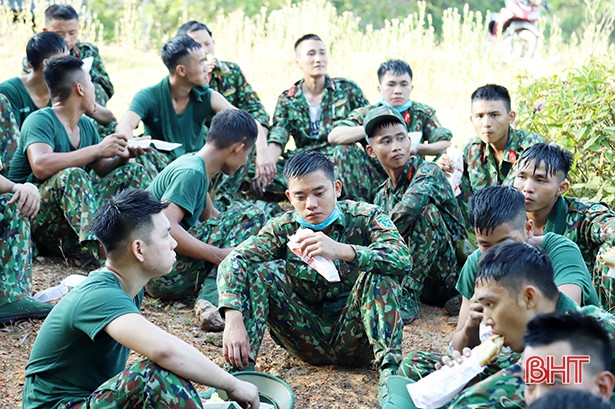 Huy động 500 người cứu chữa, cháy rừng ở huyện miền núi Hà Tĩnh được khống chế