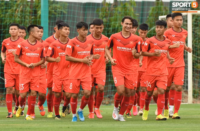 Sao trẻ Việt kiều Pháp được HLV Park gọi lên U22 Việt Nam là ai?