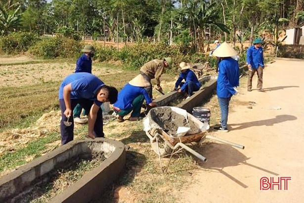 Tuổi trẻ Hà Tĩnh đồng loạt tham gia chiến dịch Thanh niên tình nguyện hè