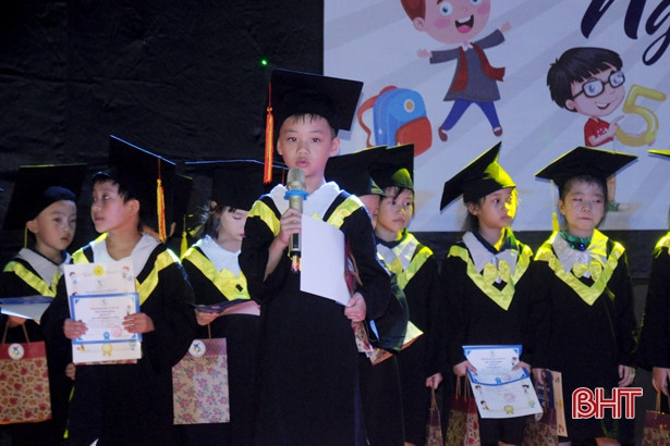 “Ngày con trưởng thành” ở Trường Mầm non Trung Kiên