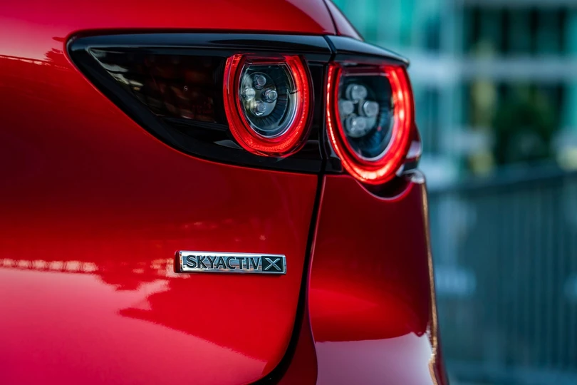 Mazda3 thế hệ mới ra mắt, dùng động cơ xăng không bugi