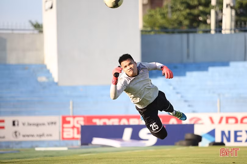 Trực tiếp Hồng Lĩnh Hà Tĩnh vs Becamex Bình Dương