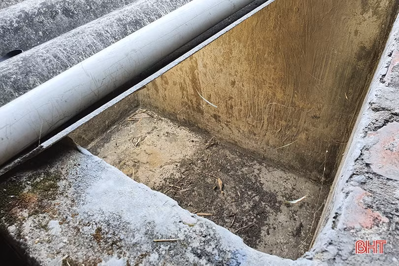 Trời không mưa, người dân ốc đảo Hồng Lam quay quắt vì thiếu nước sinh hoạt