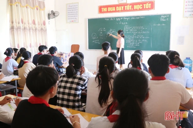 Hà Tĩnh giảm 132 trường công lập, tập trung nguồn lực nâng cao chất lượng giáo dục