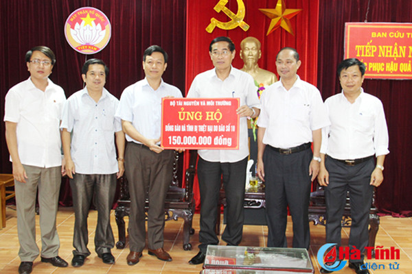 binh dinh ho tro ha tinh 1 ty dong khac phuc thiet hai do bao so 10