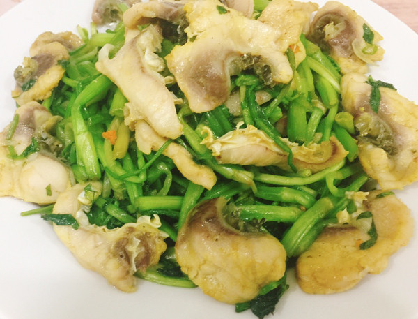 ca tram xao rau can don gian ma ngon mieng