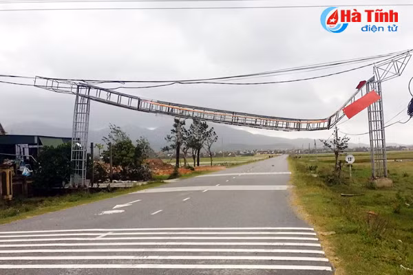 hinh anh thiet hai ban dau do bao so 10 tai ha tinh