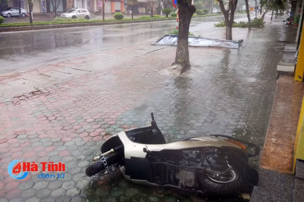 hinh anh thiet hai ban dau do bao so 10 tai ha tinh