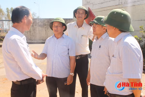 tap trung khac phuc luoi dien co ban cap du den cac ho dan trong ngay mai