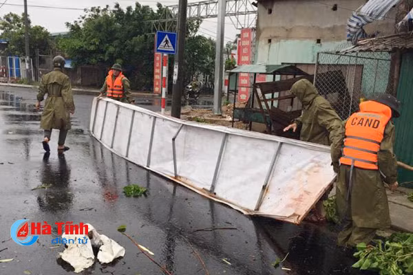 hinh anh thiet hai ban dau do bao so 10 tai ha tinh