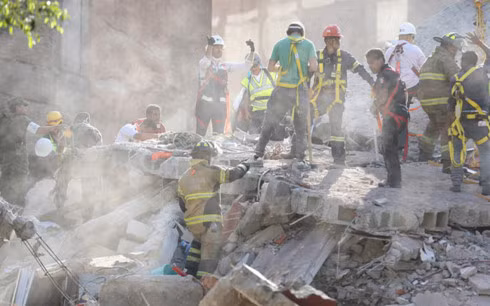 the gioi ngay qua thuong vien my thong qua du luat chi tieu quoc phong 700 ty usd