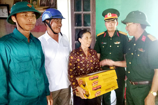 tiep noi cac hoat dong ho tro nguoi dan ha tinh thiet hai do bao