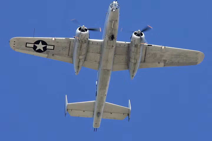 sieu pham may bay nem bom b 25 cua my cong chua thai binh duong