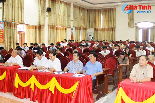 cong tac can bo o co so ngay cang chuyen bien tich cuc