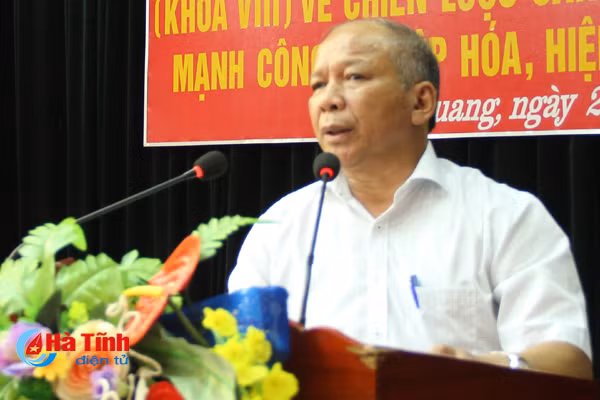 cong tac can bo o co so ngay cang chuyen bien tich cuc