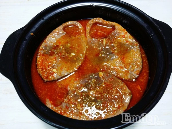 ca ngu kho nuoc mia ngot thom dam da cho bua com chieu doan tu