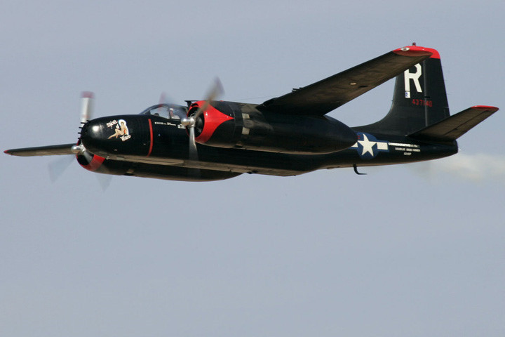 kham pha may bay nem bom a 26b sieu nhanh cua khong quan my