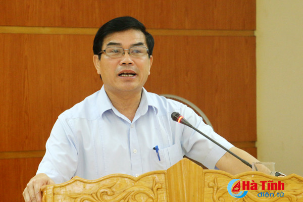 tinh uy ubnd tinh ha tinh quyen gop ung ho dong bao bi thiet hai do mua bao