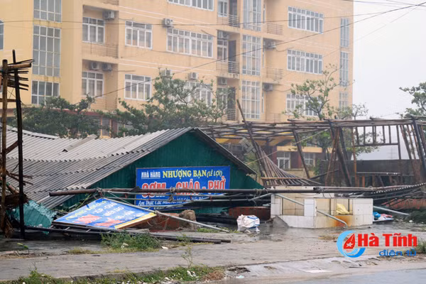 hinh anh thiet hai ban dau do bao so 10 tai ha tinh