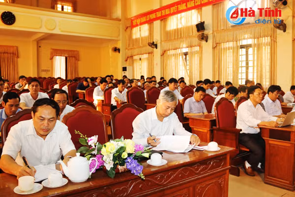 cong tac can bo o co so ngay cang chuyen bien tich cuc