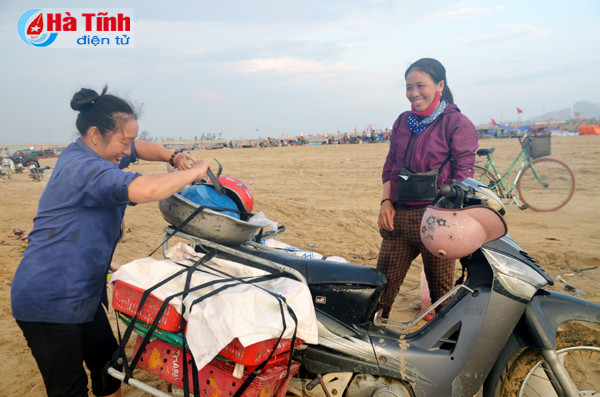 lang bien cam nhuong hoi sinh sau bao