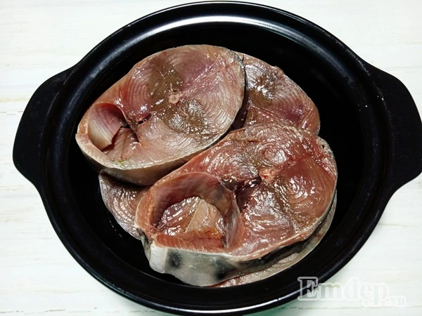 ca ngu kho nuoc mia ngot thom dam da cho bua com chieu doan tu