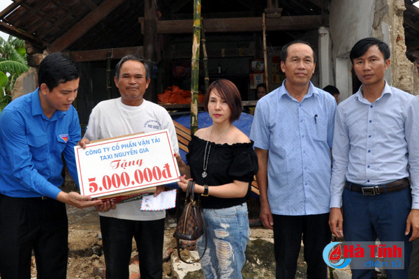 binh dinh ho tro ha tinh 1 ty dong khac phuc thiet hai do bao so 10