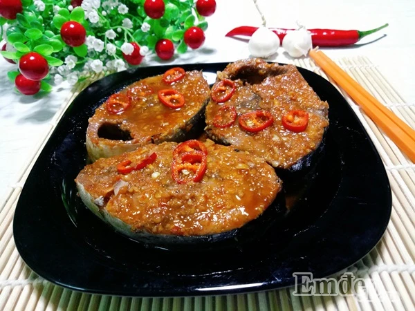 ca ngu kho nuoc mia ngot thom dam da cho bua com chieu doan tu