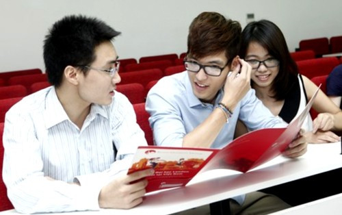 Du học theo con đường chính thống và được tư vấn, trang bị những kiến thức cần thiết sẽ giúp du học sinh tránh được những thiệt thòi, hệ lụy xấu có thể xảy ra. (Ảnh minh họa. Nguồn: VnExpress)