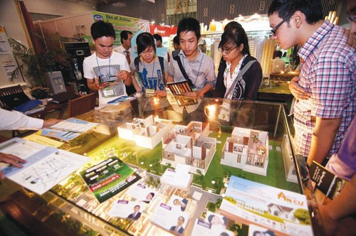 Thuế thu nhập cá nhân đối với bất động sản gây nhiều tranh cãi - Ảnh: Đ.Sơn