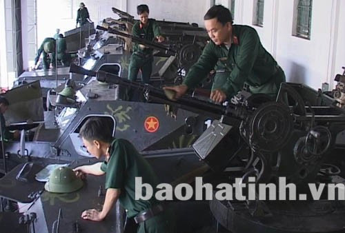 Thường xuyên bảo quản, quản lý tốt vật chất, trang bị hậu cần.