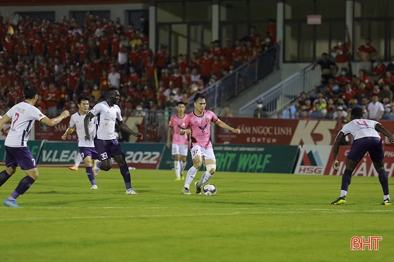 Động lực lớn của Hồng Lĩnh Hà Tĩnh trước trận derby xứ Nghệ