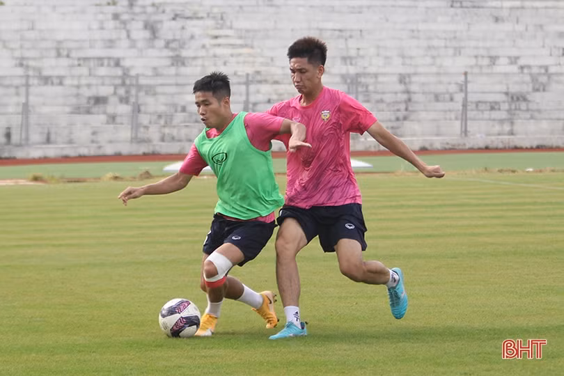 Hồng Lĩnh Hà Tĩnh sẵn sàng tiếp Becamex Bình Dương trên sân nhà