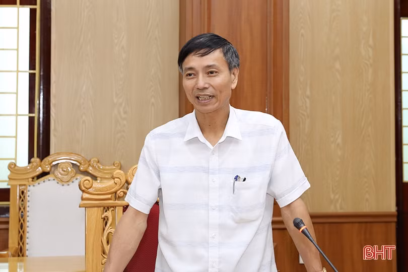 Thảo luận, góp ý về các chính sách dự kiến được ban hành tại Kỳ họp thứ 8