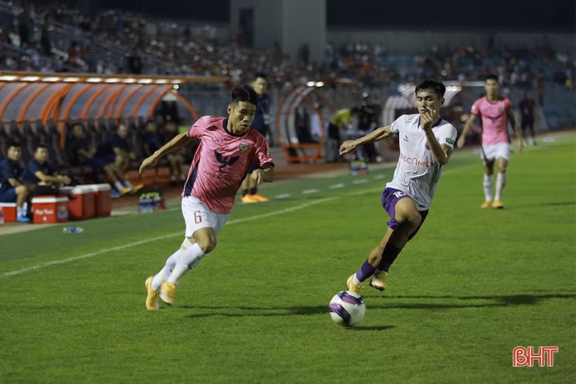 Động lực lớn của Hồng Lĩnh Hà Tĩnh trước trận derby xứ Nghệ