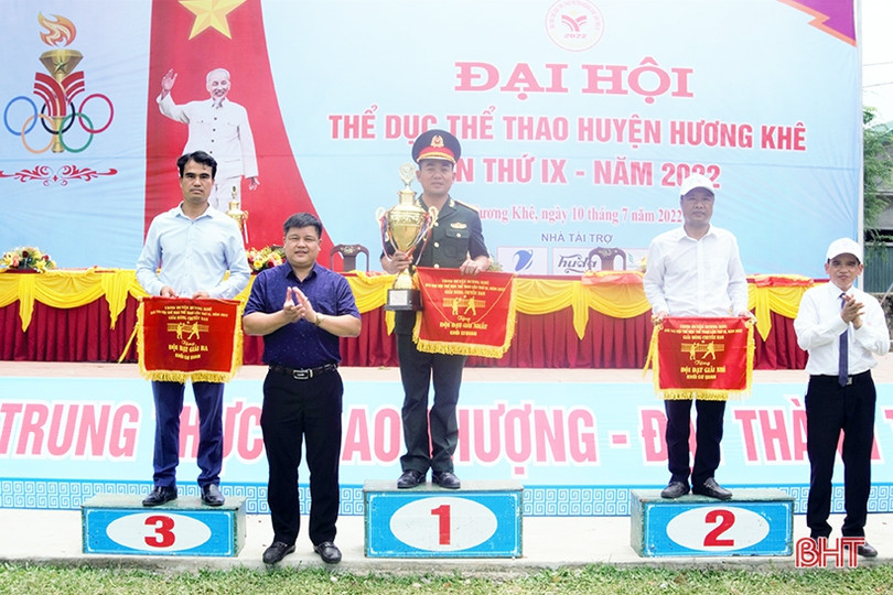 Hơn 500 vận động viên tham gia Đại hội Thể dục Thể thao huyện Hương Khê lần thứ IX