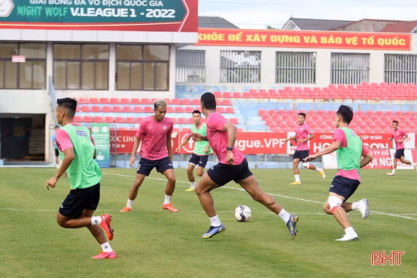 Hồng Lĩnh Hà Tĩnh sẵn sàng tiếp Becamex Bình Dương trên sân nhà